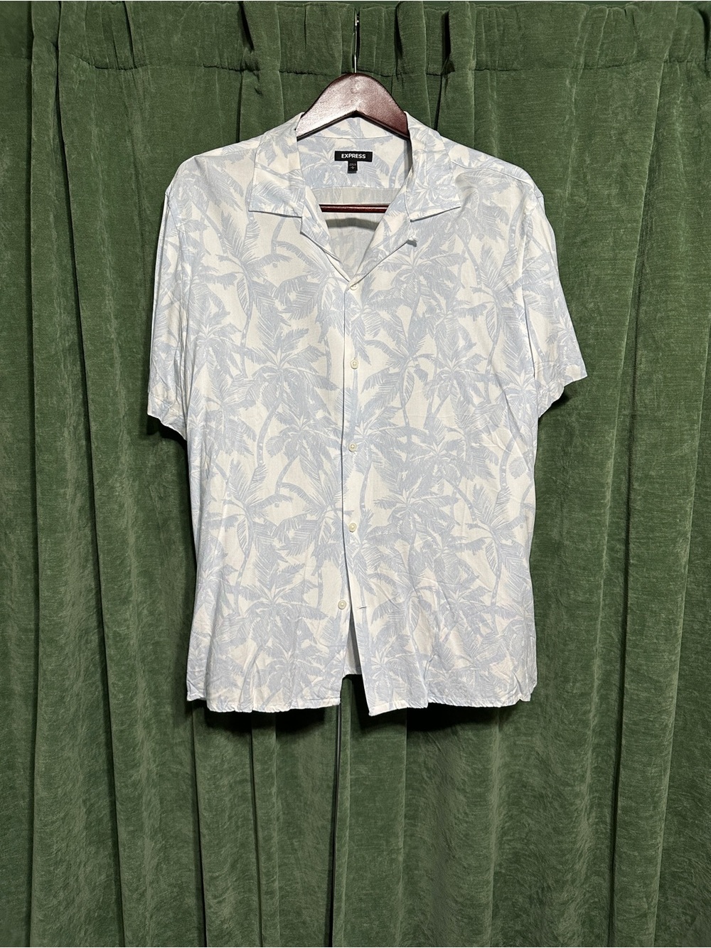 Express Men’s Large - Short Sleeve Palm Print Camp Shirt - Light Blue/White